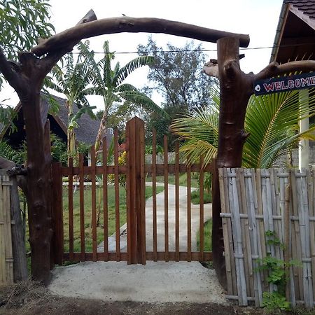 Rose Bungalow Hotell Pemenang Exteriör bild