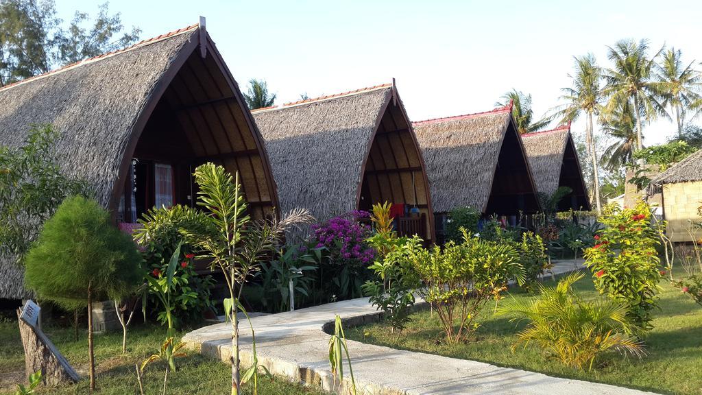 Rose Bungalow Hotell Pemenang Exteriör bild