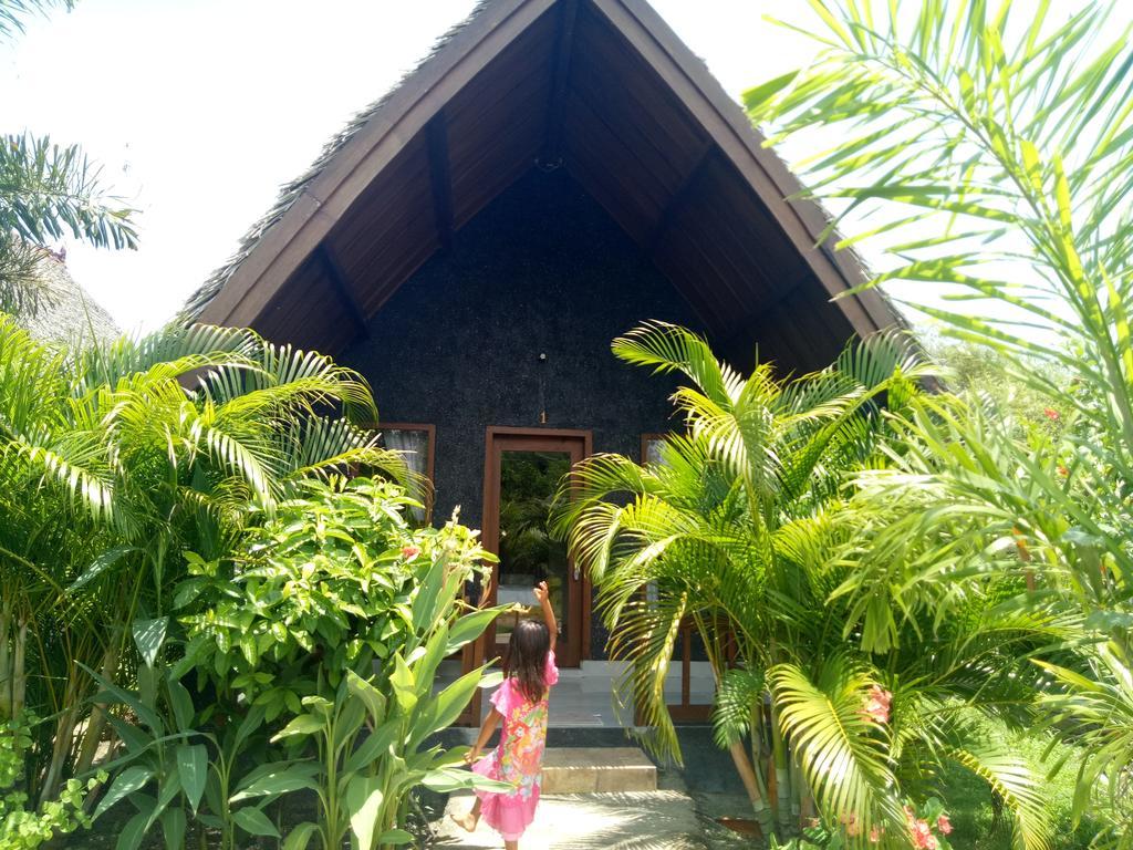 Rose Bungalow Hotell Pemenang Exteriör bild