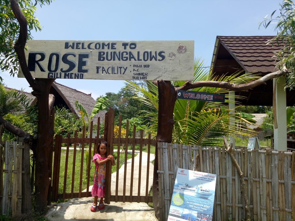 Rose Bungalow Hotell Pemenang Exteriör bild
