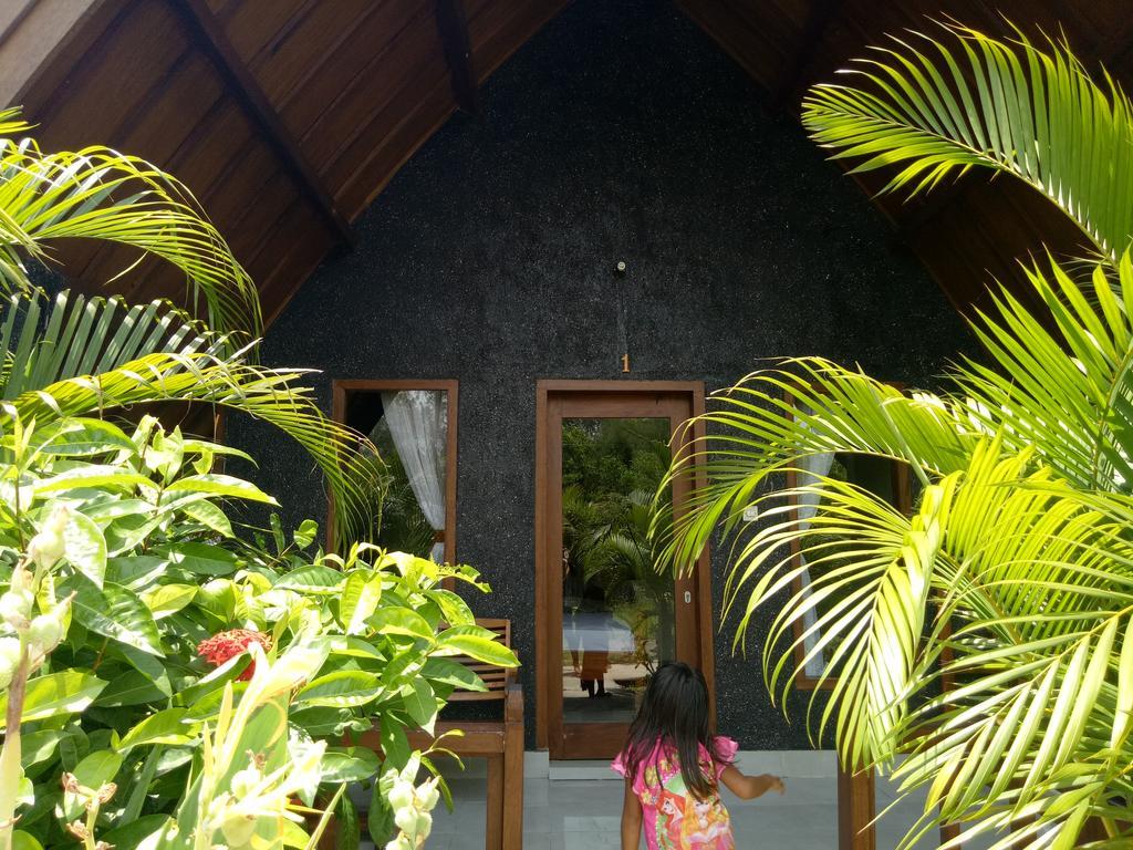 Rose Bungalow Hotell Pemenang Exteriör bild
