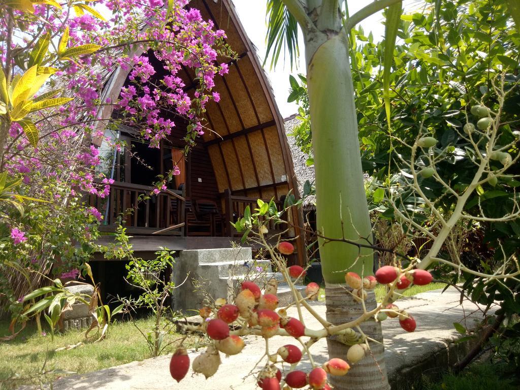 Rose Bungalow Hotell Pemenang Exteriör bild