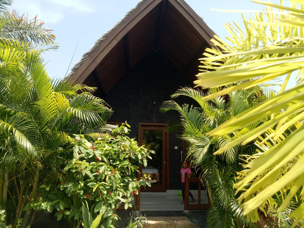 Rose Bungalow Hotell Pemenang Exteriör bild