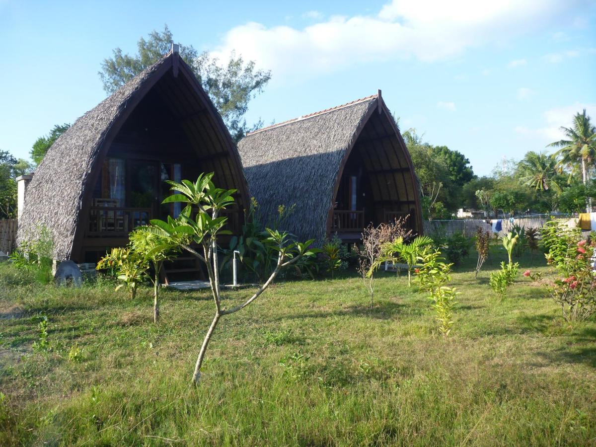 Rose Bungalow Hotell Pemenang Exteriör bild